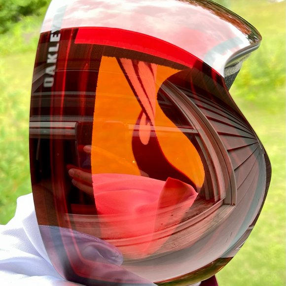 Brand New Oakley Flight Deck XL Prizm Snow Rose Goggles - Picture 4 of 8